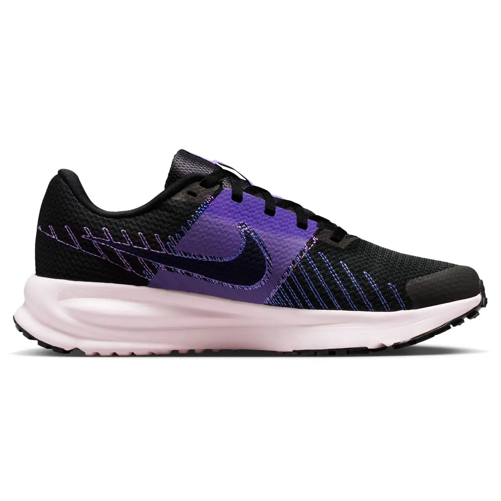 Tênis Nike Run Defy Feminino Preto vista lateral direita com detalhes em roxo, branco e azul